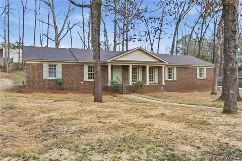 5711 Golden Pond Ave, Northport, AL 35473