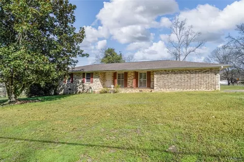 371 Centreville St, Moundville, AL 35474