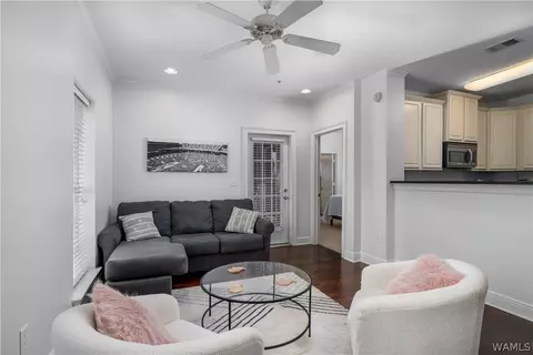 700 15th St #2404, Tuscaloosa, AL 35401