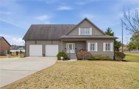 12425 Lakeview Manor Dr, Northport, AL 35475