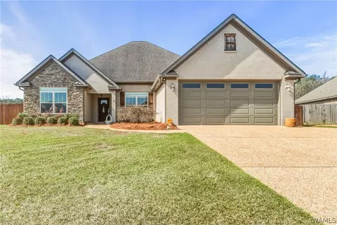 4674 Copper Crest Ln, Northport, AL 35473