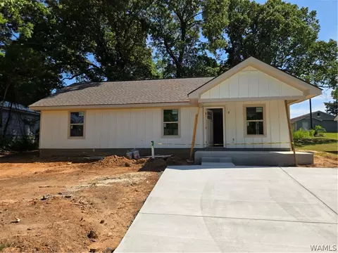 2131 5th St E, Tuscaloosa, AL 35404