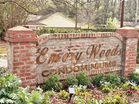 2515 Veterans Memorial Pkwy #223, Tuscaloosa, AL 35404