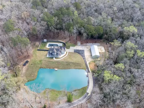 11648 Knollwood Rd, Northport, AL 35475