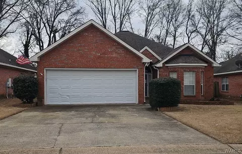 1133 Wisteria Dr #1, Tuscaloosa, AL 35405