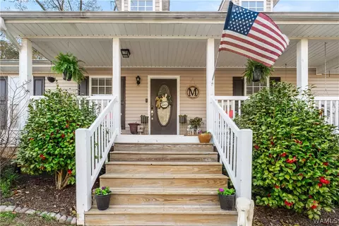 Exterior - 13708 Lisa Dr, Lake View, AL 35111 photo 5 of 12