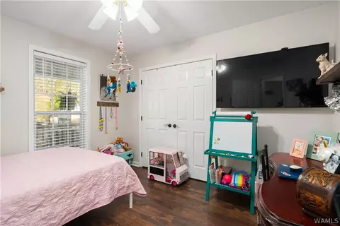 Bedroom - 13708 Lisa Dr, Lake View, AL 35111 photo 4 of 4