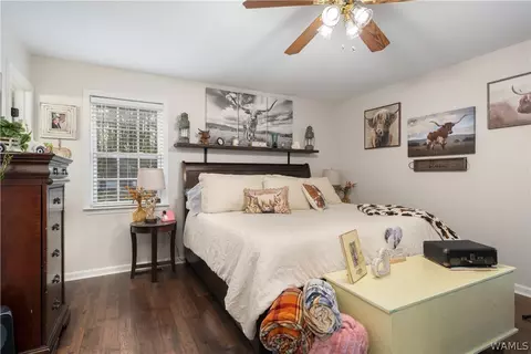 Bedroom - 13708 Lisa Dr, Lake View, AL 35111 photo 1 of 4