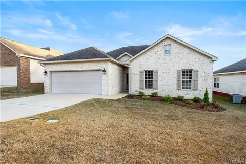 4213 Macon Cir, Northport, AL 35473