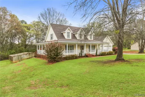 241 Paige Blvd, Moundville, AL 35474