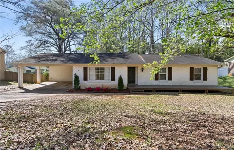 805 Greystone St, Northport, AL 35473