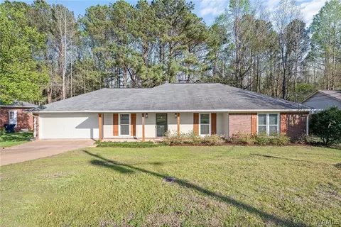 4513 2nd Ave E, Northport, AL 35473