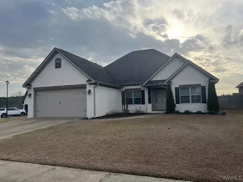 13814 Hemlock Dr, Northport, AL 35475