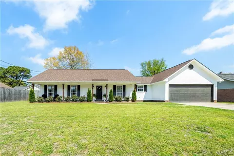 2606 New Forest St, Northport, AL 35475