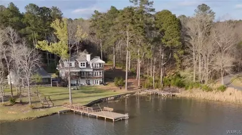 10943 Lawrenceville Rd, Northport, AL 35475