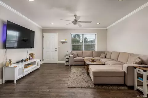 210 15th St E #28, Tuscaloosa, AL 35401
