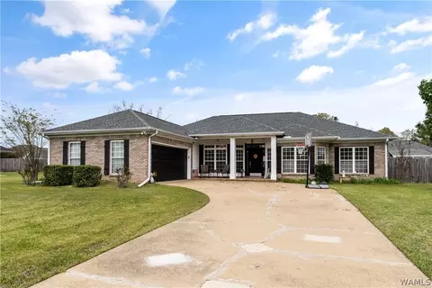 4504 Clear Creek Pkwy, Northport, AL 35475