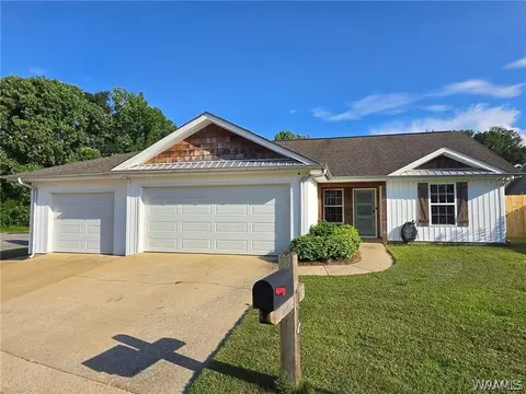 114 Peyton Ln, Moundville, AL 35474