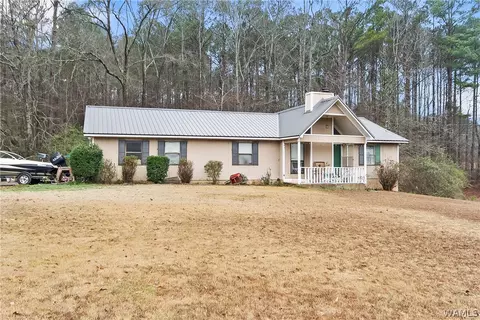 12133 Dockery Ln, Northport, AL 35475