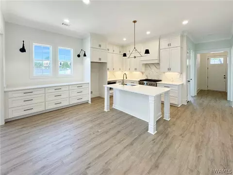 1605 Stillwater Cir, Tuscaloosa, AL 35406