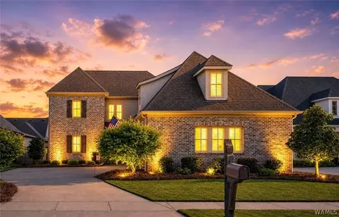 675 Carleton St, Tuscaloosa, AL 35406