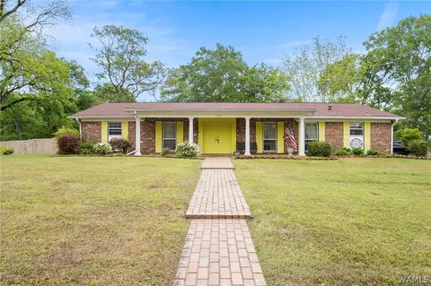 110 Shady Heights Dr, Livingston, AL 35470