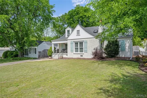 2412 20th St, Northport, AL 35476