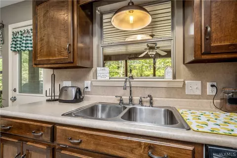 Kitchen - 12727 Oak Forest Dr, Lake View, AL 35111 photo 4 of 5