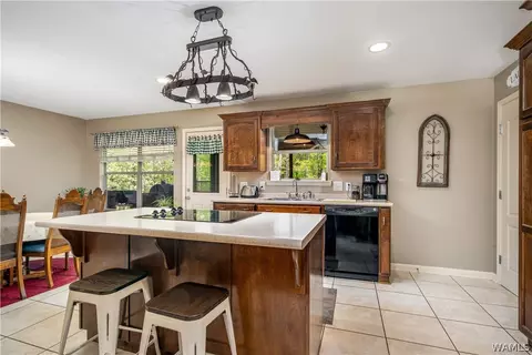 Kitchen - 12727 Oak Forest Dr, Lake View, AL 35111 photo 2 of 5