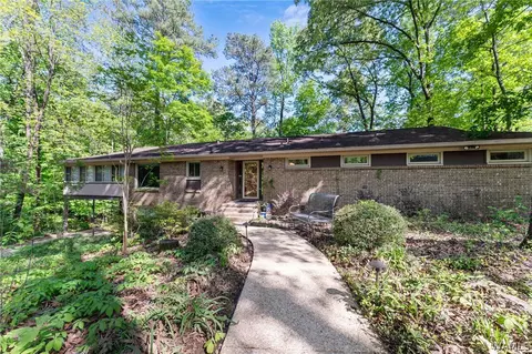 335 Woodridge Dr, Tuscaloosa, AL 35406