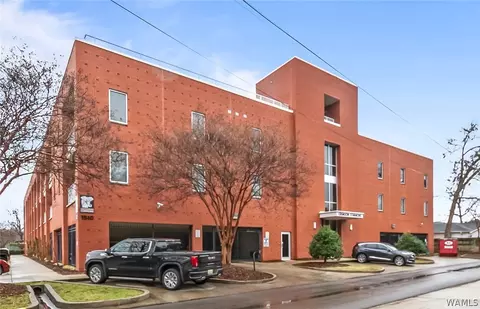 1510 9th St #216, Tuscaloosa, AL 35401
