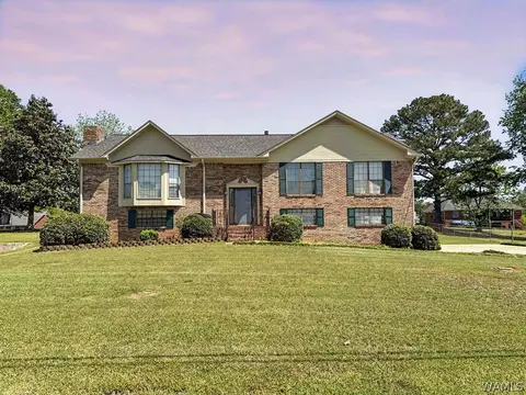 346 Lynn Dr, Mulga, AL 35118