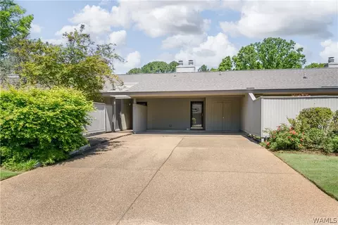 7702 River Ridge Rd NE, Tuscaloosa, AL 35406