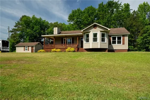 3990 Black Hawk Dr, Bessemer, AL 35022