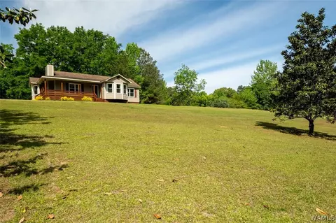 3990 Black Hawk Dr, Bessemer, AL 35022