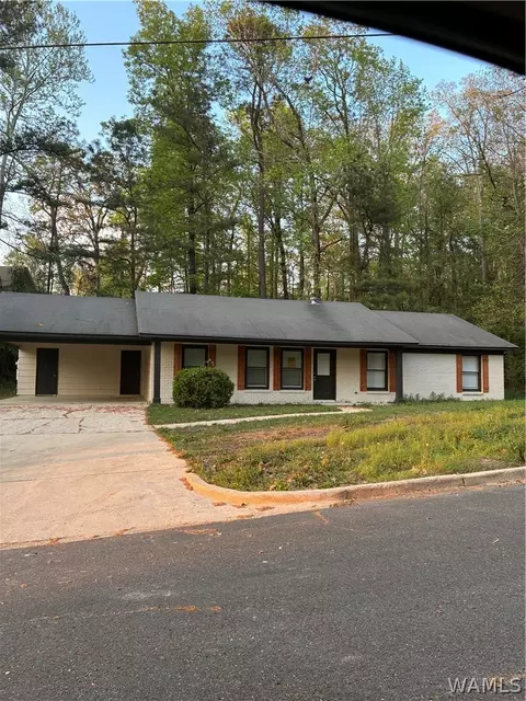 2538 21st St E, Tuscaloosa, AL 35404