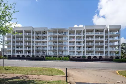1155 12th St #412, Tuscaloosa, AL 35401