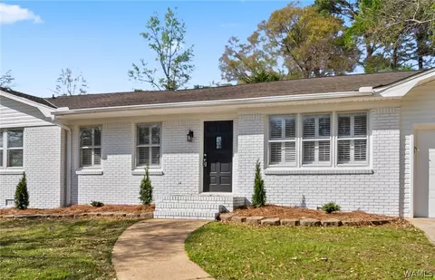 1004 Greystone St, Northport, AL 35473