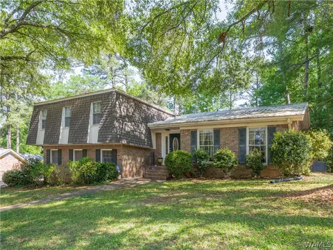 3312 Ontario Dr, Northport, AL 35473