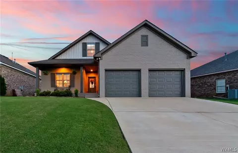 398 Camille Ln, Tuscaloosa, AL 35405