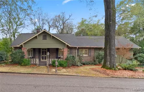 1538 Bellwood Ln, Northport, AL 35476