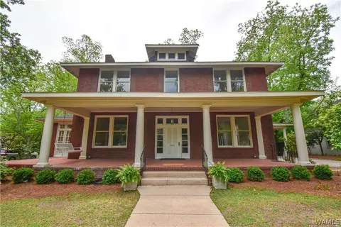 1611 Dearing Pl, Tuscaloosa, AL 35401