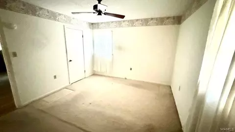 Bedroom - 600 E 6th Ave, Linden, AL 36748 photo 2 of 3