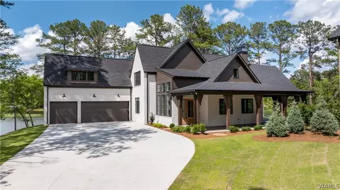 15327 Marina Dr, Northport, AL 35475