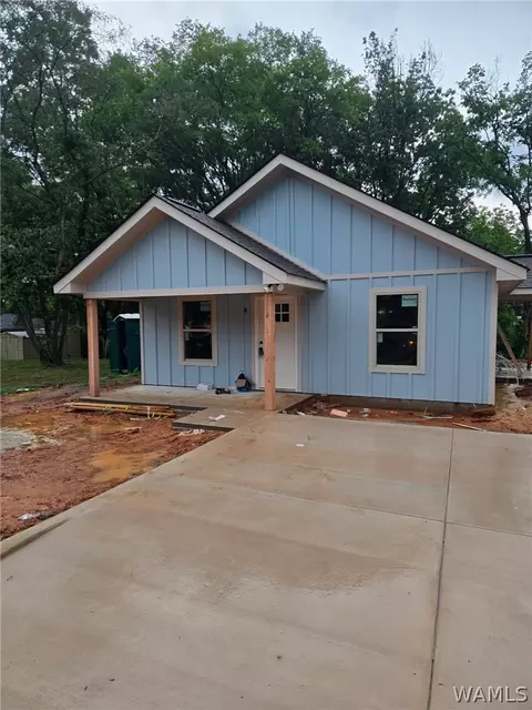 2132 4th St E, Tuscaloosa, AL 35404