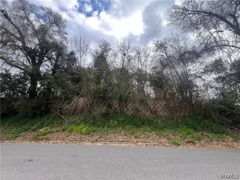 221 24th Ave E, Tuscaloosa, AL 35404