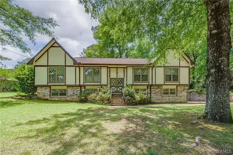 5602 Inverness Pl, Northport, AL 35473