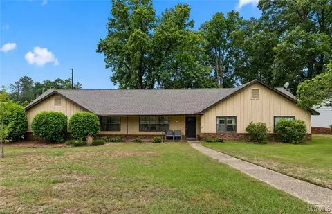 4106 4th Ave E, Northport, AL 35473