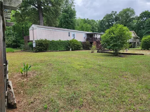 475 Roebuck Lndg, Akron, AL 35441