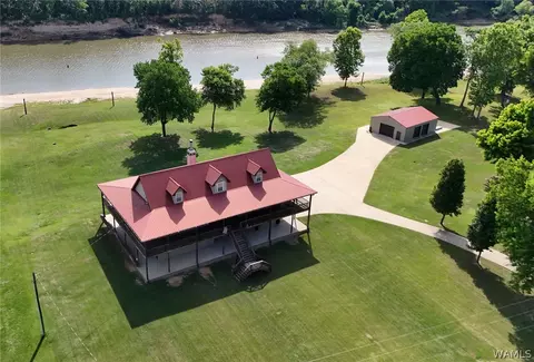 12599 Lackey Ln, Fosters, AL 35463